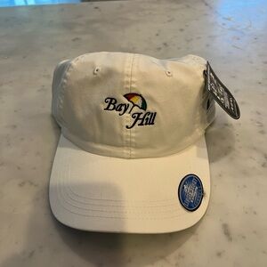 BAY HILL unisex golf hat. OS.